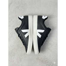 Friend & Trend Kadın Spor Ayakkabı Logo Detay Bağcıklı Sneaker