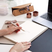 MarkEntegra A4 Siyah Kraft Karton Kapaklı 70 Yapraklı Noktalı Not Defteri - 110 Gram