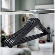 6'lı Ahşap Görünümlü Siyah Elbise Askısı Seti, Dayanıklı ve Şık Tasarım