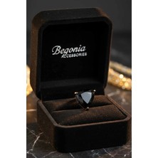 Begonia Accessories 925 Ayar Gümüş Tek Küpe Üçgen Siyah Zirkon Antialerjik Unisex Tek Taş Erkek Kadın 1 Adet