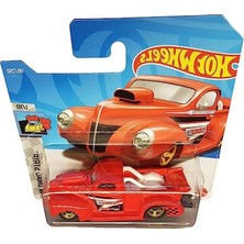 MarkEntegra Küçük Ölçekli Klasik Araç Modeli - 1/10 Ölçek