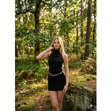 TRENDHAZAN Sırt Dekolteli Yandan Drapeli Sıfır Kol Halter Yaka Sandy Kumaş Bluz