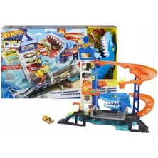 Hot Wheels Köpek Balığından Kaçış Oyun Seti Erkek Çocuklar İçin Eğlenceli Oyun Deneyimi