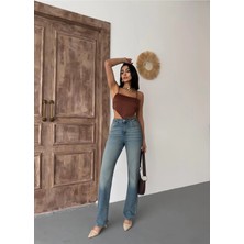 Zeo Basic Kadın Straight Likralı Yüksek Bel Boru Paça Kot Pantolon Mavi Tint