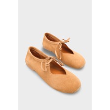 LOJO Kadın Bağcıklı Yuvarlak Burun Günlük Babet Ligure Bej Süet