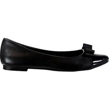 Fox Shoes Siyah Kadın Babet Suni Deri Düz Taban Günlük Kullanım İçin Rahat Ayakkabı D726019509