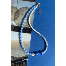 Merse Atelier Açık ve Koyu Mavi Kristal ve Beyaz Kum Boncuklu Incili Murano Balık Charmlı Kolye