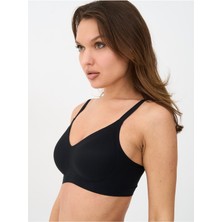 Alya Underwear Kadın Lazer Kesim Dikişsiz Çıkarılabilir Pedli Hayalet Sütyen