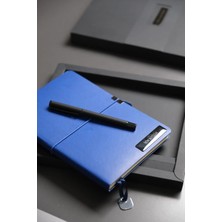 Locko Kişiye Özel Kutulu Mavi Vegan Deri Lastikli Defter 224 Sayfa Kalemli Isimlikli