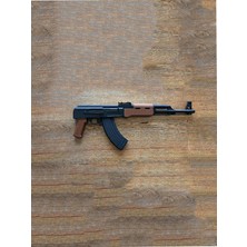 3D Layer Craft Ak-47 Kısa Kalaşnikof Plastik Maket Kahverengi  (Dekor Amaçlı) - Gerçek Boyut