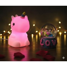 Home Dekor Hediye 2 Li Sevgiliye Romantik Hediye Seti Unicorn Çok Renkli LED Gece Lambası ve 9 cm Love Kar Küresi Seti