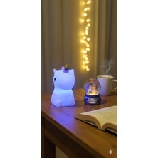 Home Dekor Hediye 2 Li Sevgiliye Romantik Hediye Seti Unicorn Çok Renkli LED Gece Lambası ve 9 cm Mor Kar Küresi Seti