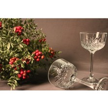 Şık 4'lü Ayaklı Sunum ve Tatlı Bardak Seti, Zarif ve Kullanışlı