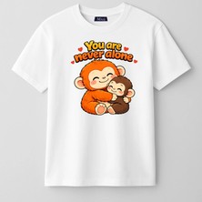 Mixxi Fashion Punch ve Peluş Oyuncağı Maymun Monkey Baskılı Kısa Kollu Unisex  Çocuk Tişört (4-13 Yaş)