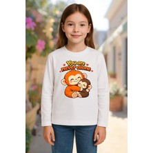Mixxi Fashion Punch ve Peluş Oyuncağı Maymun Monkey Baskılı Uzun Kollu Unisex Çocuk Tişört (4-13 Yaş)