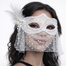 Mercansa Beyaz Dantel Tüllü Peçeli Parti Maskesi – Tüylü Inci Detaylı