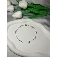 Atalya Accessory Kararmaz Mini Yonca Gümüş Renk Beyaz Taşlı Çelik Bileklik Unisex - Sevgiliye Hediye - Çift Taraflı