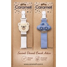 Caramell Peluş Figürlü Emzik Askısı - Mavi Araba ve Ekru Ayıcık Modelleri - 2'li Renk Seçenekli (%100 Pamuk)