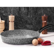 Dayanıklı 30 cm Granit Tava, Pratik ve Şık Mutfak Gereci