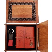AyrStore Ahşap Kutulu Kahve Deri Defter ve Anahtarlık Set