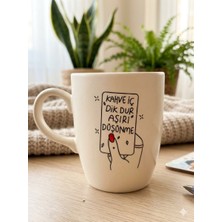 Palto Tasarım Kahve Iç, Dik Dur, Aşırı Düşünme! Krem Oval Kupa - Hediyelik Kupa Fincan Mug
