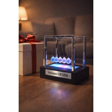 Biton Toptan Kişiye Isme Özel Rgb LED  Işıklı Newton Denge Topu – Renkli Şeffaf Denge , Pilli Dekoratif Hediye