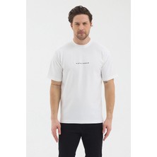 Werroni Erkek Beyaz Renk Jakarlı Kumaş Kendinden Dik Çizgili Baskılı Slim Fit T-Shirt