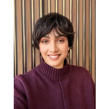 Aura Peruk Açık Kahve Tonunda Olan Perçemli Kısa Aisha Modelimiz