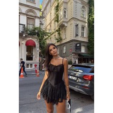 Neşeli Butik Kadın Siyah Saten Kumaş Tül Etek Mini Boy Askılı Elbise