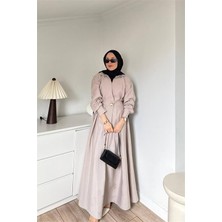 Neşeli Butik Kadın Bej Bel Gold Toka Detaylı Gömlek Yaka Tesettür Elbise NMS085