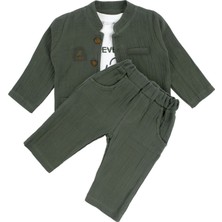 by BebekOdam Erkek Bebek Ekru Never Look Back Yazılı Yeşil Müslin Ceketli 3'lü Takım - 1016699