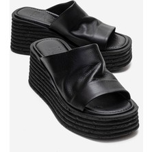 Luvi Marc Siyah Cilt Hakiki Deri Dolgu Topuklu Kadın Terlik