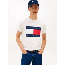 Tommy Hilfiger Tjm Normal Kesim Büyük Bayraklı Kısa Kollu Erkek Beyaz T-Shirt DM0DM22645YBH