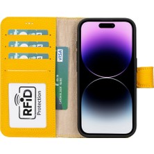 Gp Iguana Apple iPhone 15 Pro Uyumlu Deri Cüzdanlı Kılıf Mwwn FL12 Sarı