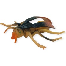 Hopinip Böcek Figürleri - Gerçekçi Figür - Eşek Arısı 11 cm (Lisinya)