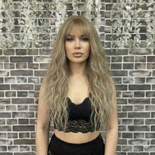 Özbience Glamora Serisi Uzun Dalgalı Kabarık Fiber Sentetik Peruk