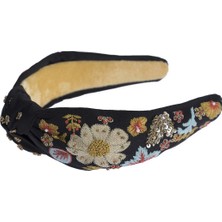 Özbience Renkli Boncuk Işlemeli Şık Saç Bantı, Rahat ve Tarz Tasarım