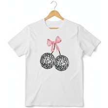 Texrium Kadın Beyaz - Siyah %100PAMUK Retro Party Serisi Kiraz Figürlü Bisiklet Yaka Regular T-Shirt