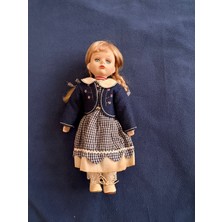 Mavi Ceketli Porselen Bebek