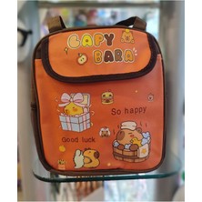 Ada Çanta Kırtasiye Beslenme Çantası Capybara Figürlü Ön Cepli Izoleli Sıcak Soğuk Koruma Geniş Kapasiteli AD14005