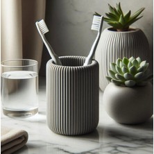 Özbience Siyah ve Gri Diş Fırçası ile Macun Tutucu, Şık ve Kullanışlı Tasarım