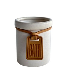 Özbience Modern Diş Fırçalıkla Hijyeninizi Şık ve Pratik Şekilde Sağlayın