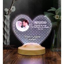 Sevgiliye Fotoğraflı LED Lamba – Dini ve Islami Hediye, Ayet Işlemeli 14 Şubat Sevgililer Günü Hediyesi