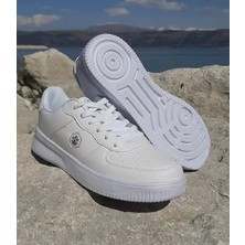 Lumberjack Fınster Beyaz Erkek Sneaker Hafif ve Esnek Suni Deri Dolgu Taban ile Konforlu Tasarım