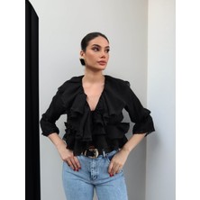 Esra Helvacı Dantelli Volanlı Bluz