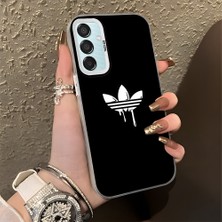 HONTINGA Samsung Galaxy M15 ile Uyumlu Kılıfı Silikon Kenar Sert Arka Düşüme Önleyici Basitlik Anti Düşme Kamera Korumali Marka Desen Telefon Kılıfı Kadın ve Erkek Için Uygundur K1-0869