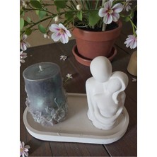 Doğal El Yapımı Dekoratif Çiçekli Mum ve Minimalist Sarılan Çift Heykeli Seti