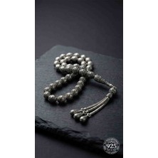 Erdobia 925 Ayar Oval Kesim 3 Kamçılı Püskül Orta Boy Karo Desen Otantik Gümüş Tesbih