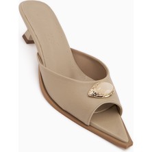 Limoya Dania Bej Tokalı Kısa Topuklu Kadın Terlik