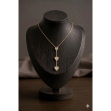 Lia Charm Kadın Işıltılı Altın Renk Üç Kalp Figürlü Y-Kolye
